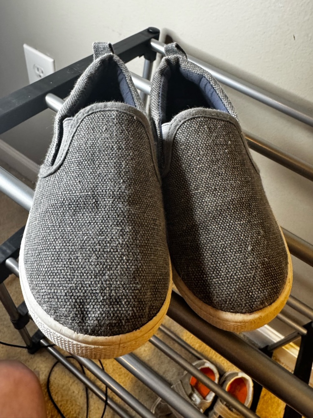 5/$25 EUC Kids Slip-On Canvas Sneakers - Gray Toddler Size 9 - Picture 2 of 7